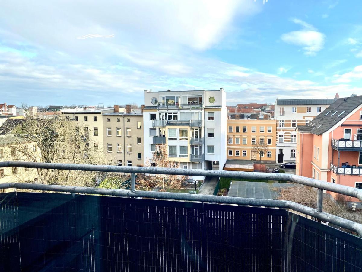 Cottbus-Apartments - Red Apartment I Privat I Wifi I Kueche I Balkon 外观 照片