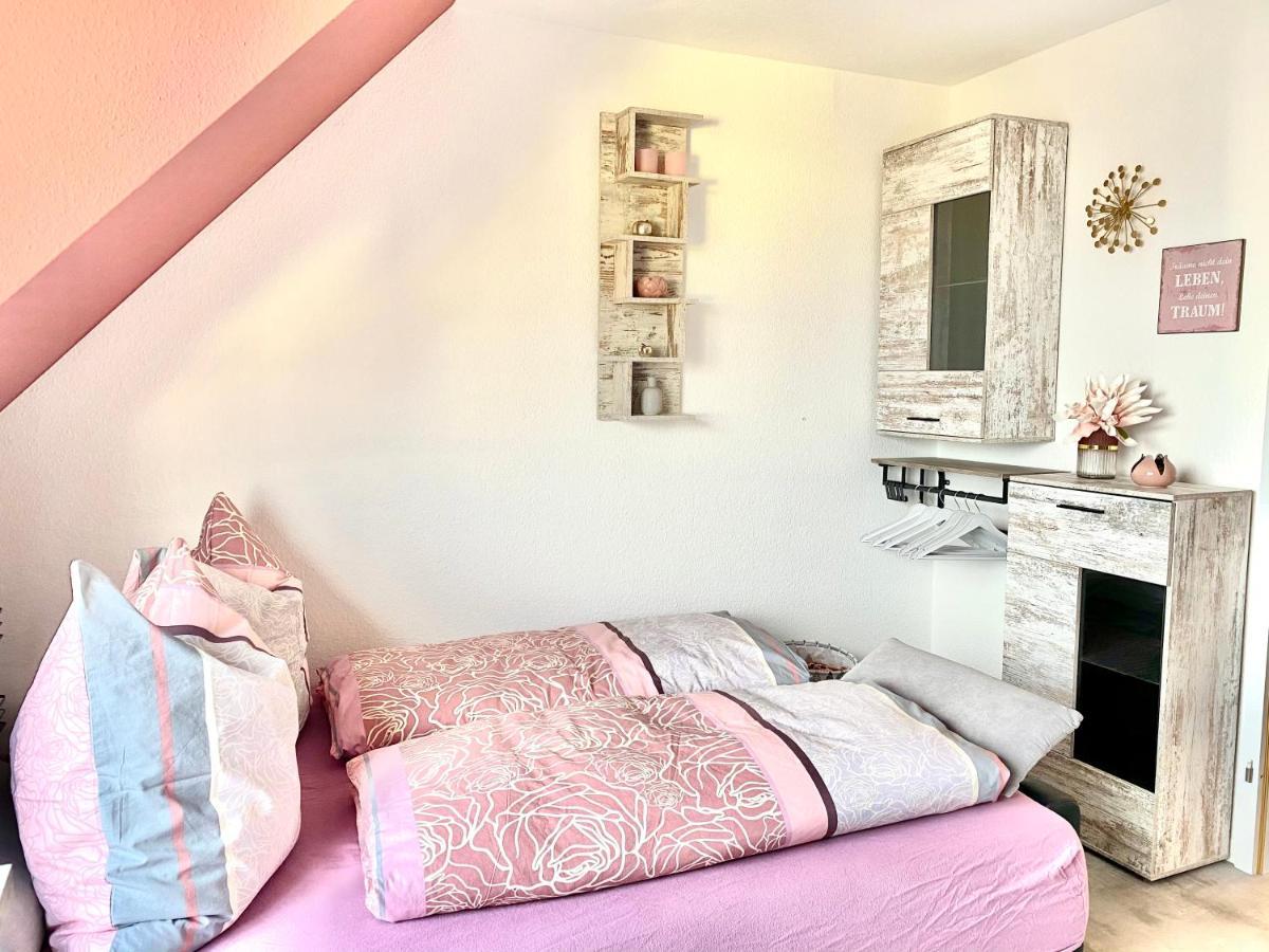 Cottbus-Apartments - Red Apartment I Privat I Wifi I Kueche I Balkon 外观 照片