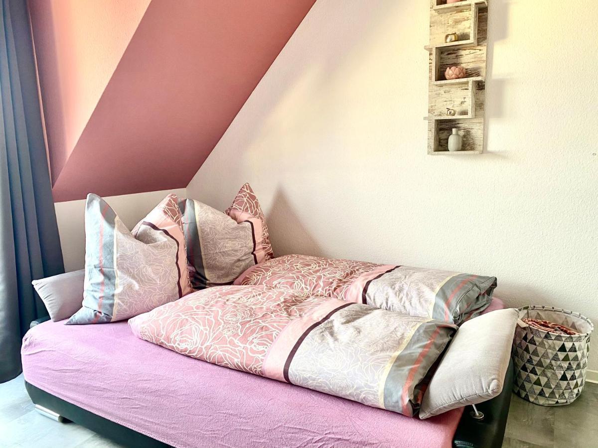 Cottbus-Apartments - Red Apartment I Privat I Wifi I Kueche I Balkon 外观 照片